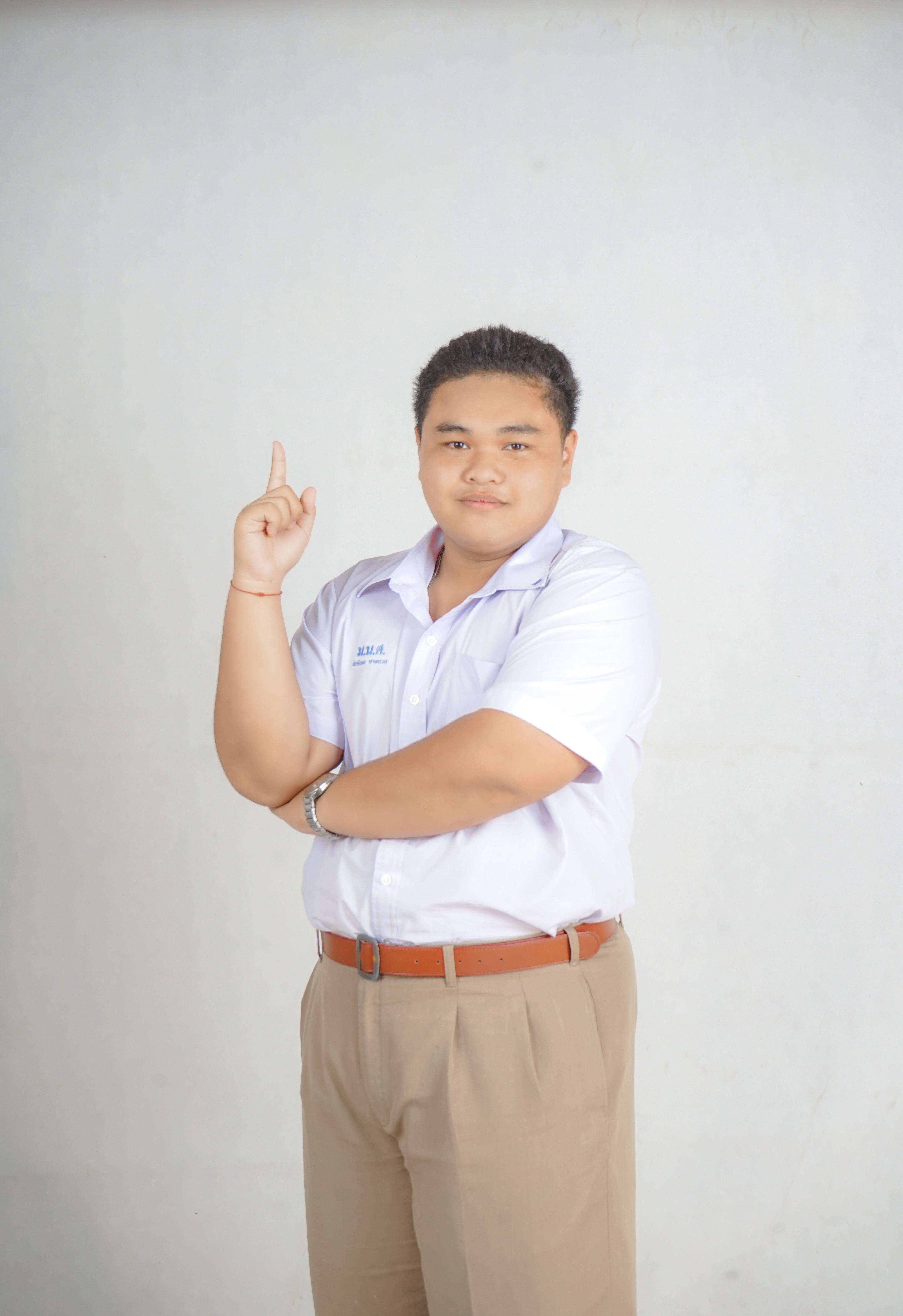 หัวหน้าพรรคก้าวหน้า นาย สิทธิพล นาคนวล